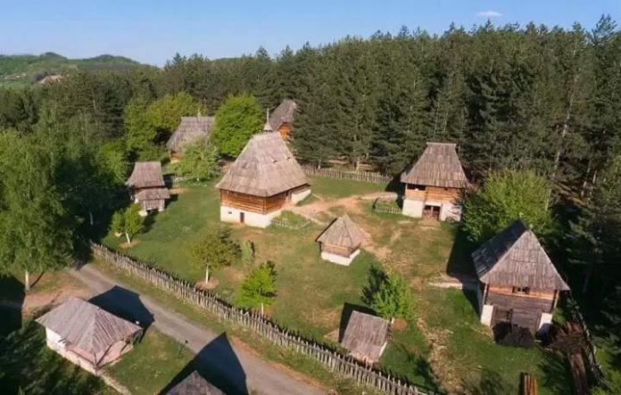 sirogojno sirogojno